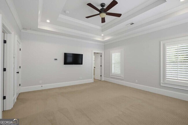 Building Photo - 1452 Woodland Hills Dr NE