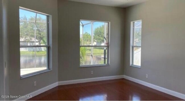 Building Photo - 1070 Hollister Dr