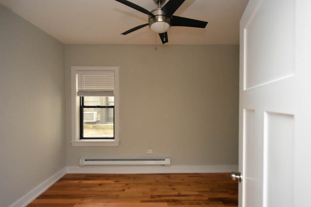 Building Photo - 822 Elm St