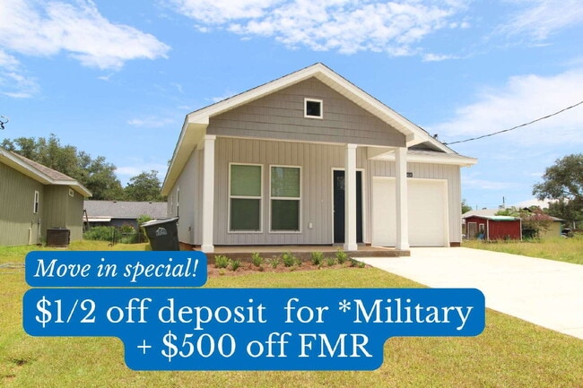 Primary Photo - Spacious 3BR/2BA Home with Move-In Special...