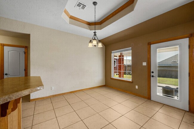 Building Photo - 1202 Hershel Dr