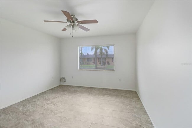 Building Photo - 1309 Warwick Ct