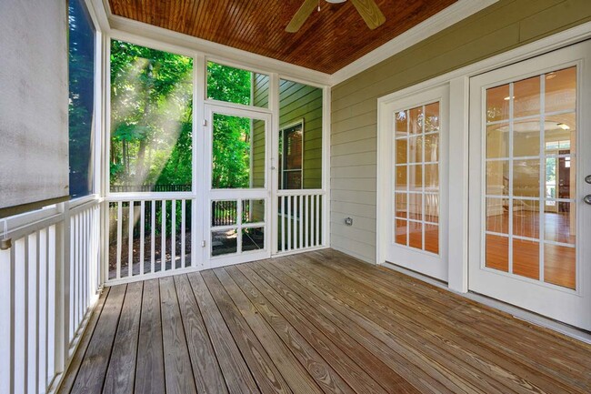 Building Photo - Custom Home in Fantastic Neighborhood!