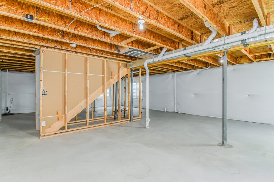 Building Photo - 9735 Desert Lily Cir