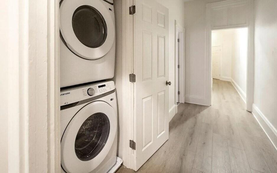 Building Photo - 708 Huntington Ave