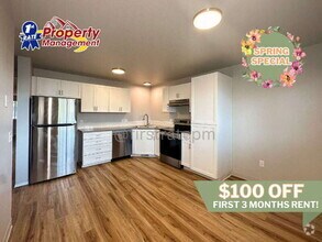 Building Photo - 4920 W Blodgett Ln