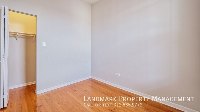 Building Photo - 2130 W Cermak Rd