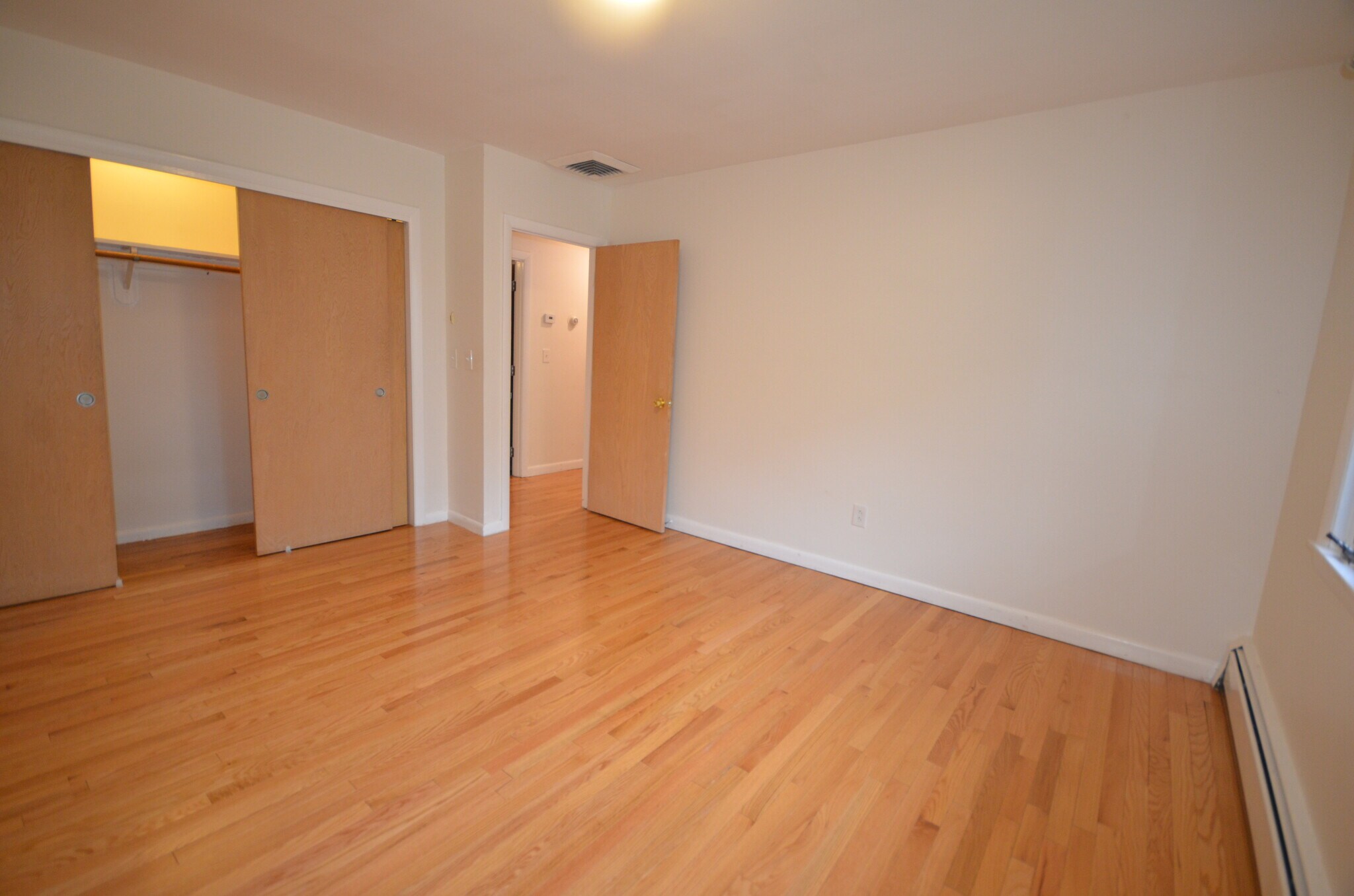 Building Photo - 20 Mossdale Rd