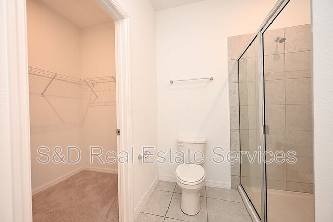 Building Photo - 685 Crown Rose Dr