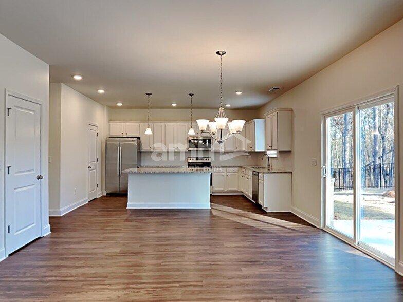 Building Photo - 1390 Ashlyn Ct