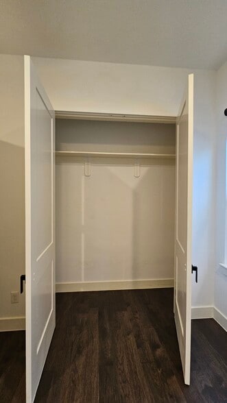 3rd BR closet - 3404 Rogers St