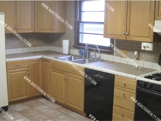 Building Photo - 1508 N 1732 Rd