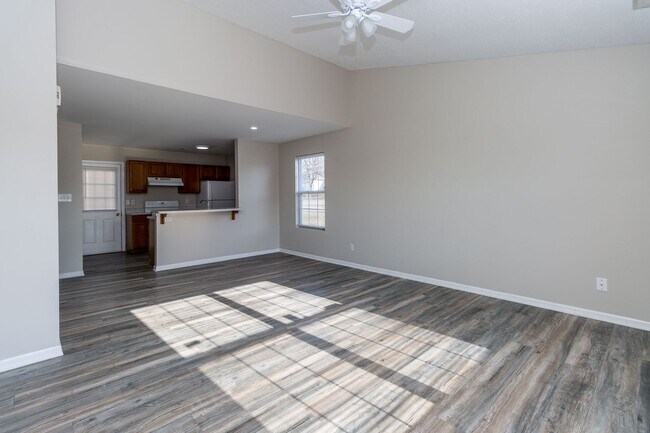 Building Photo - 3501-3503-3503 Marquis Ct