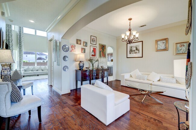 Building Photo - 14207 Bay Cliff Ct