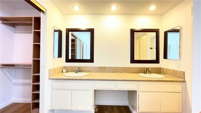 Building Photo - 2085 Arbor Cir