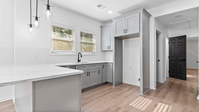Building Photo - 3602 Carnes Ave