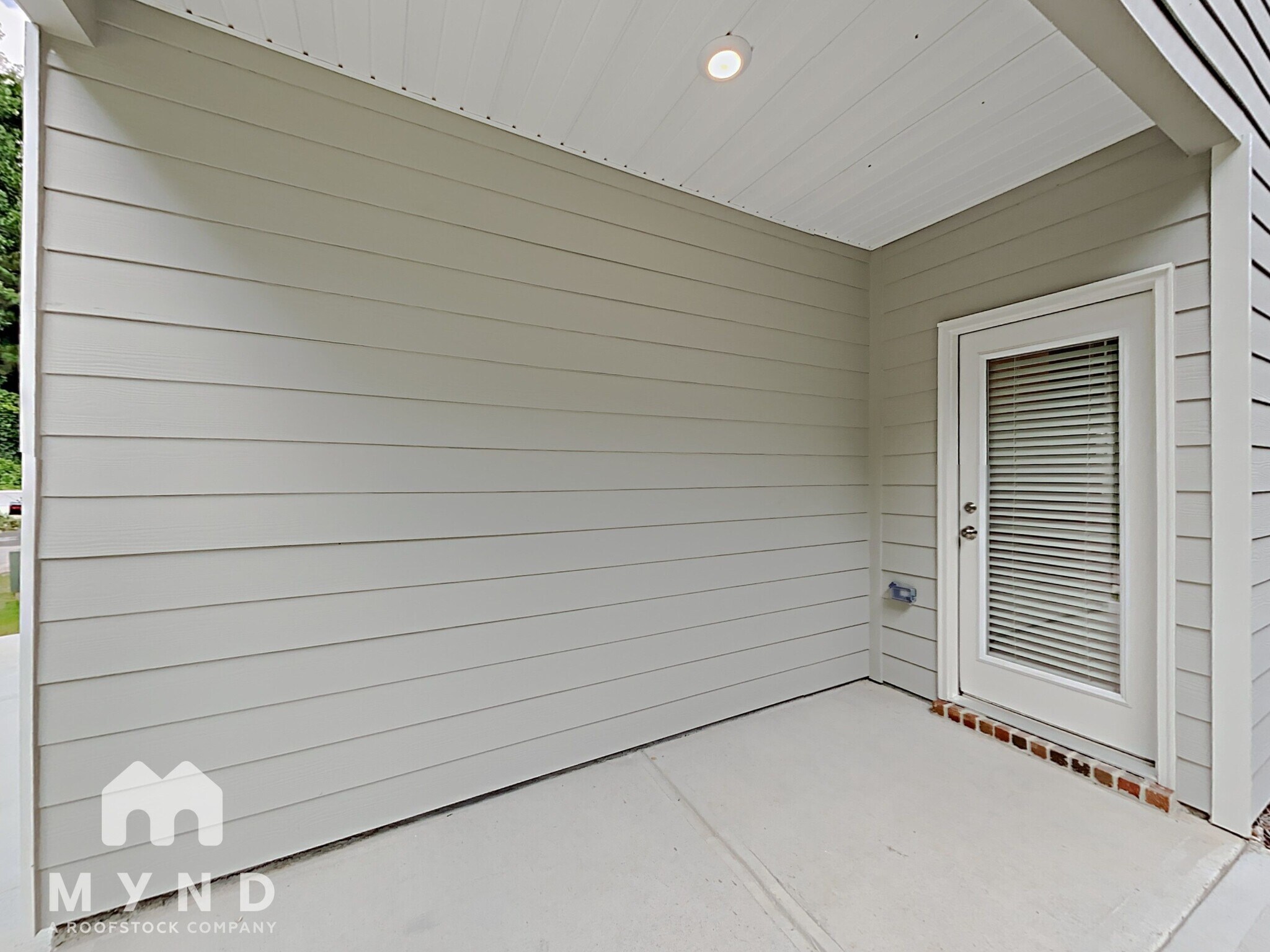 Building Photo - 1306 Sweetbriar Cir