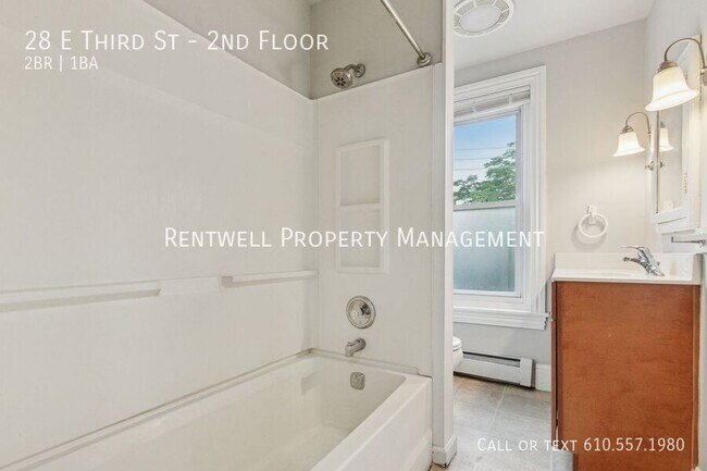 Building Photo - 28 E Third St-2nd Floor