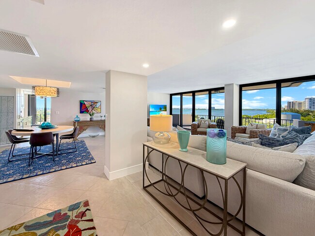Building Photo - 4200 N Ocean Dr