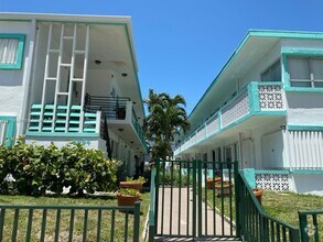 Building Photo - 6494 Collins Ave