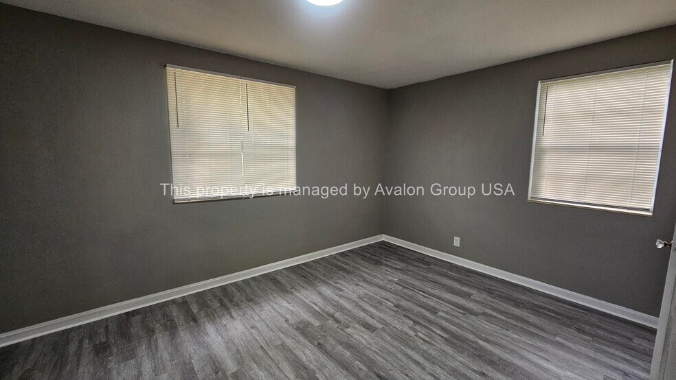Building Photo - 962 Cornwallis Dr