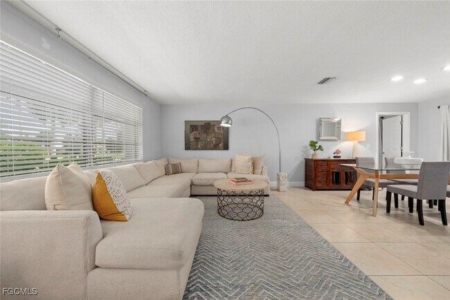 Building Photo - 12150 McGregor Blvd