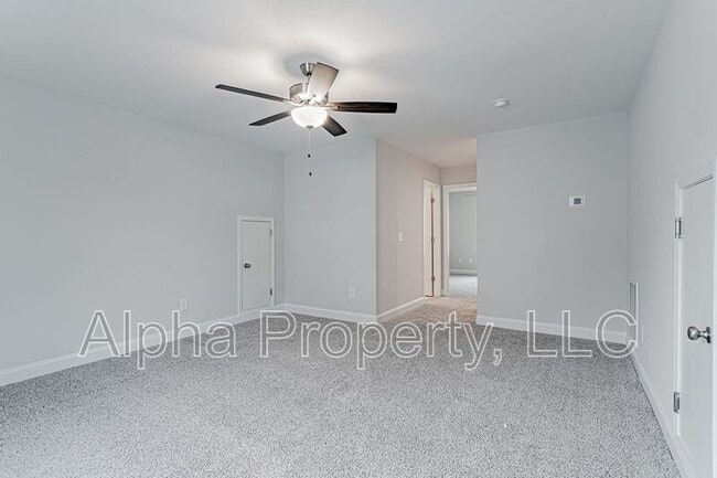Building Photo - 73 Tannery Dr