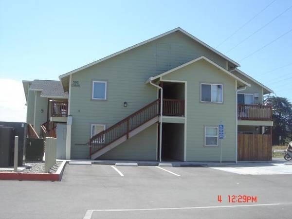 Building Photo - Campbell Creek