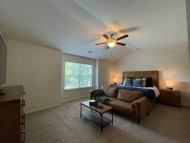 Building Photo - 2644 Stonekey Bend
