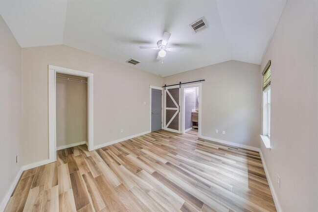 Building Photo - 2515 Cypress Island Dr