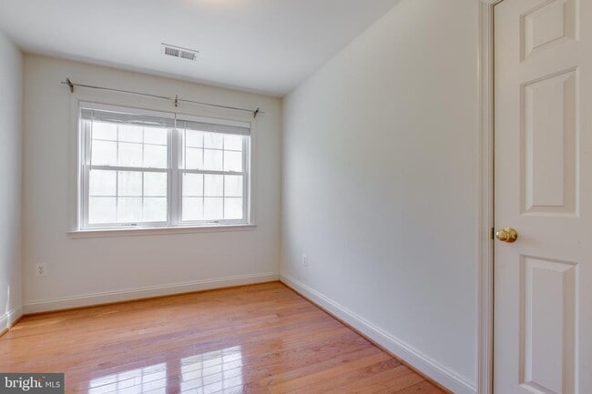 Building Photo - 11746 MD-108