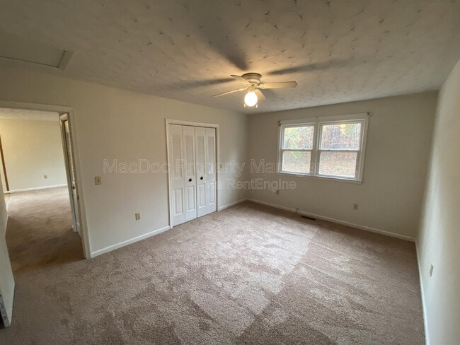 Building Photo - 8442 Indiantown Rd