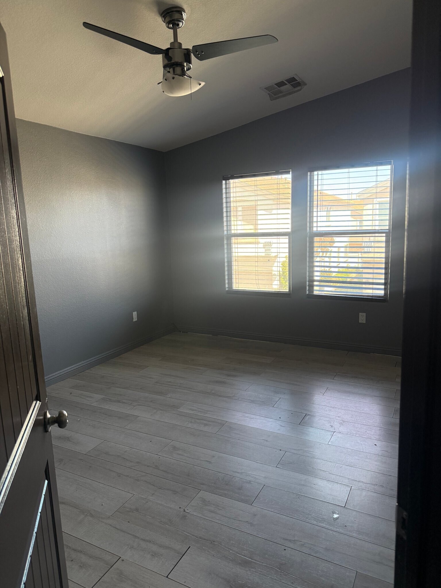 Building Photo - 9339 Square Dance Pl