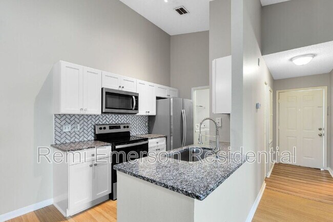 Building Photo - 2533 Grassy Point Dr