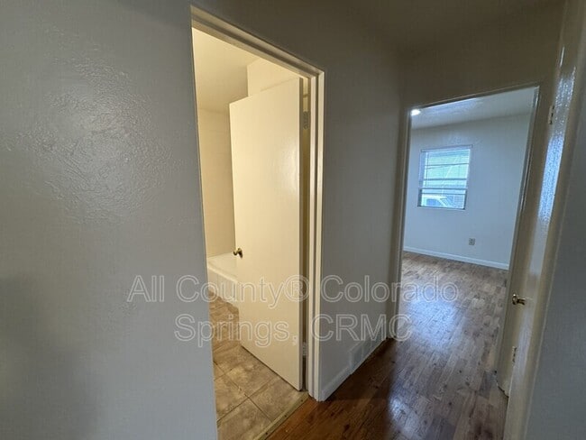 Building Photo - 222 N Logan Ave