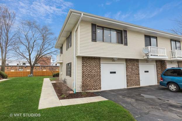 Building Photo - 1422 Tonset Ln