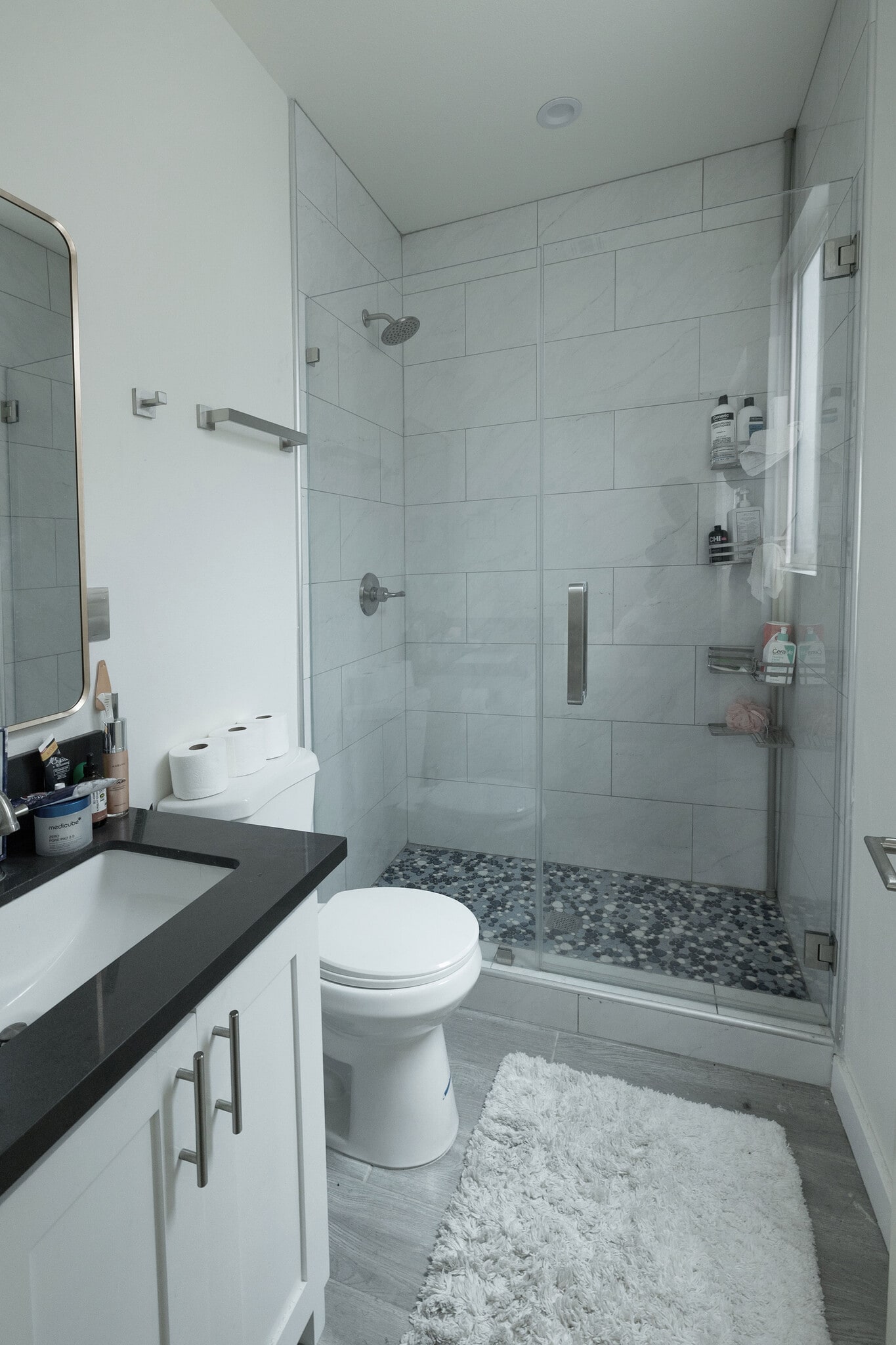 Building Photo - 1128 W 39th St