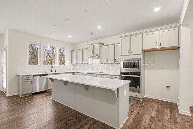 Building Photo - 162 Aspire Cir