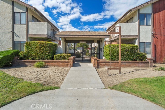 Building Photo - 15000 Halldale Ave