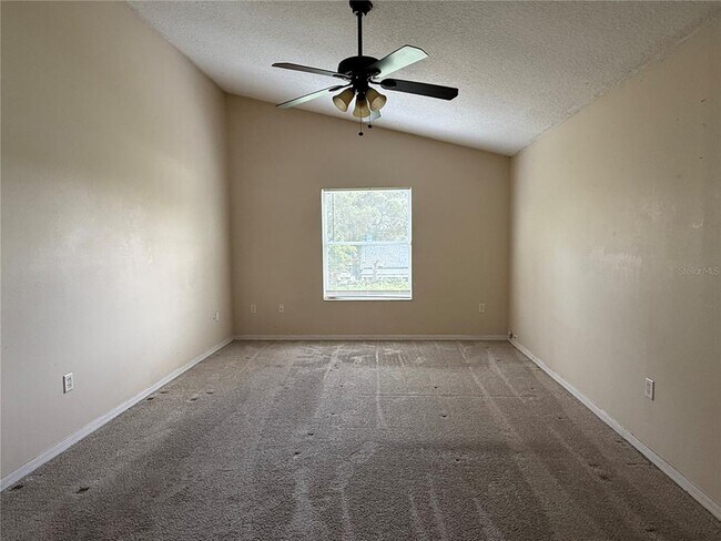 Building Photo - 2325 Kerridale St