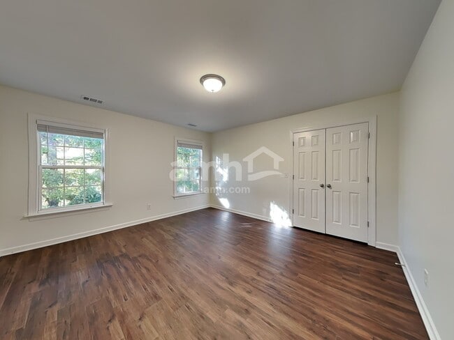 Building Photo - 12 Bittercrest Ct