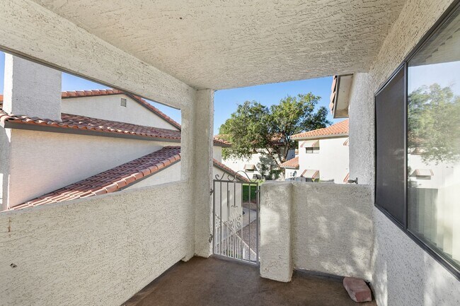 Building Photo - 2705 Beaver Creek Ct