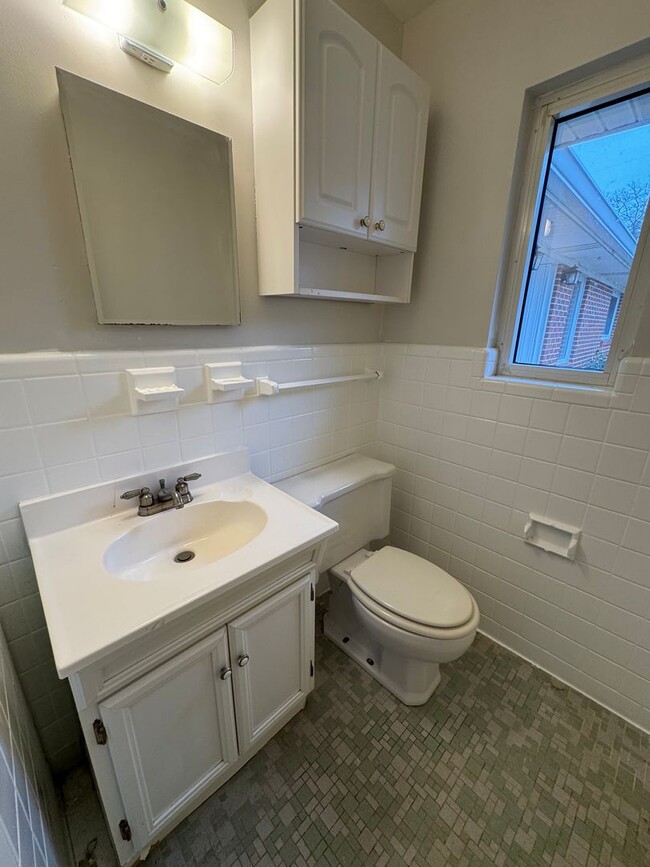 Building Photo - Brick 3/1.5 bath house with bonus in North...