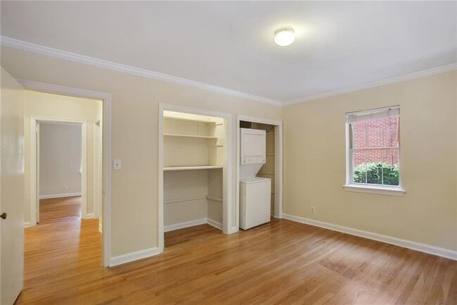 Building Photo - 430 Lindbergh Drive NE