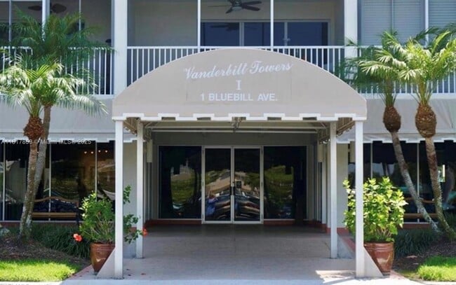 Building Photo - 1 Bluebill Ave