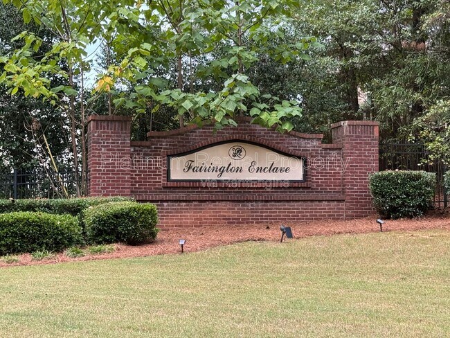 Building Photo - 5745 Woodside Crossing