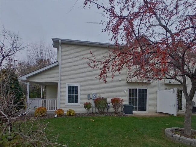 Building Photo - 13758 Flay Ave N