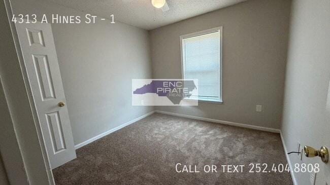 Building Photo - 4313A Hines St