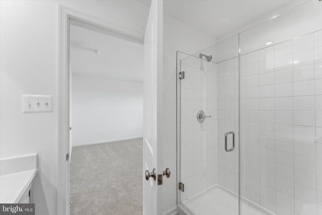 Building Photo - 505 Fontana Cir