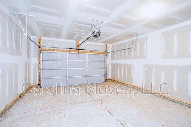 Building Photo - 312 Trail Branch Ct